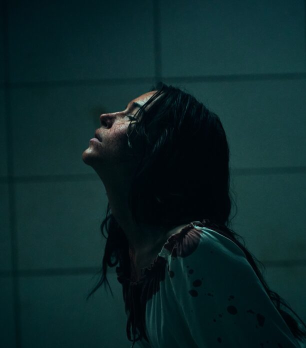 „Òpi” z pełnym zwiastunem i oficjalną datą premiery. Kaszubski horror otworzy nowy rok w kinach